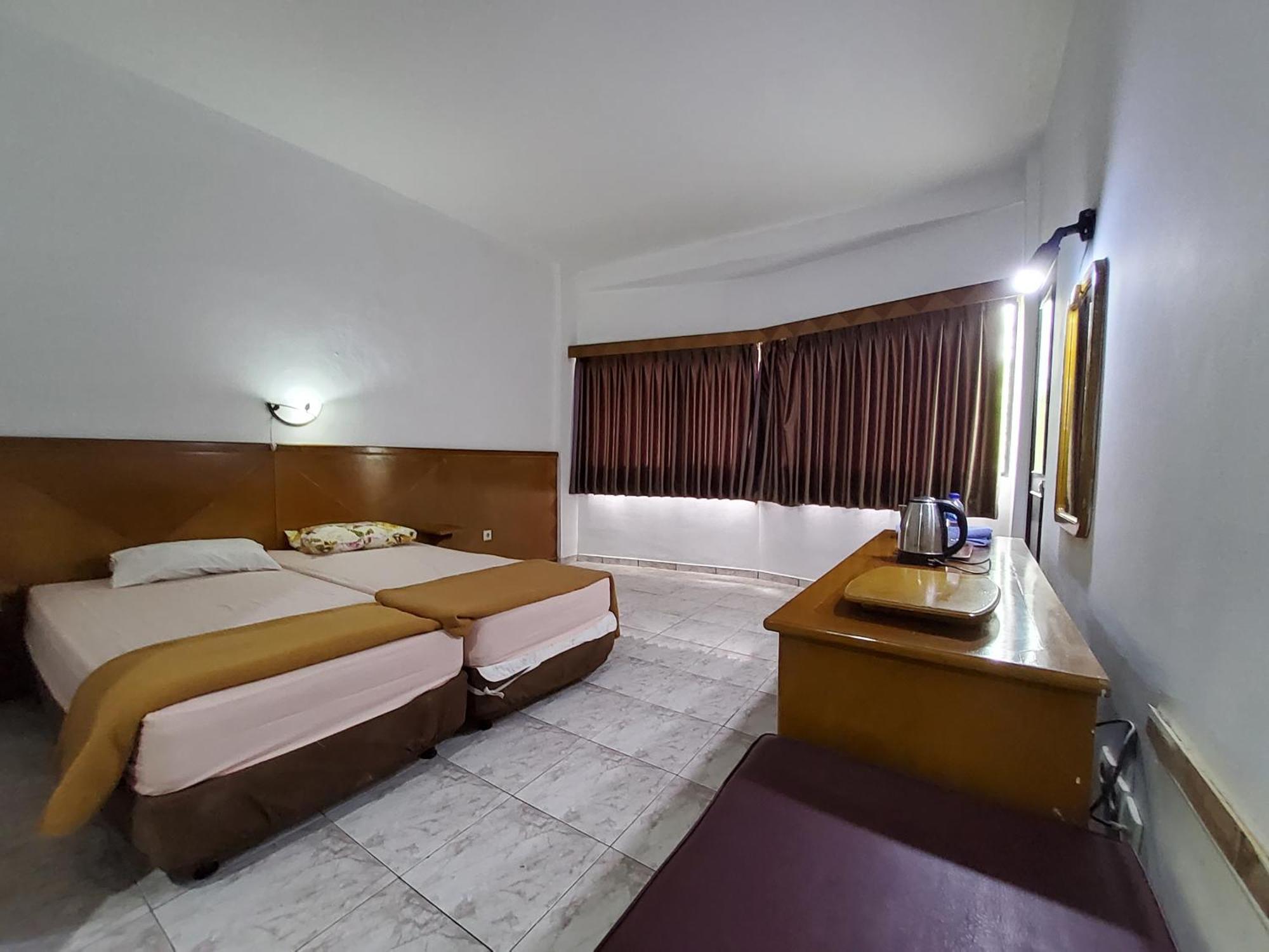 Hotel Kumala Samudra Cikakak Zewnętrze zdjęcie
