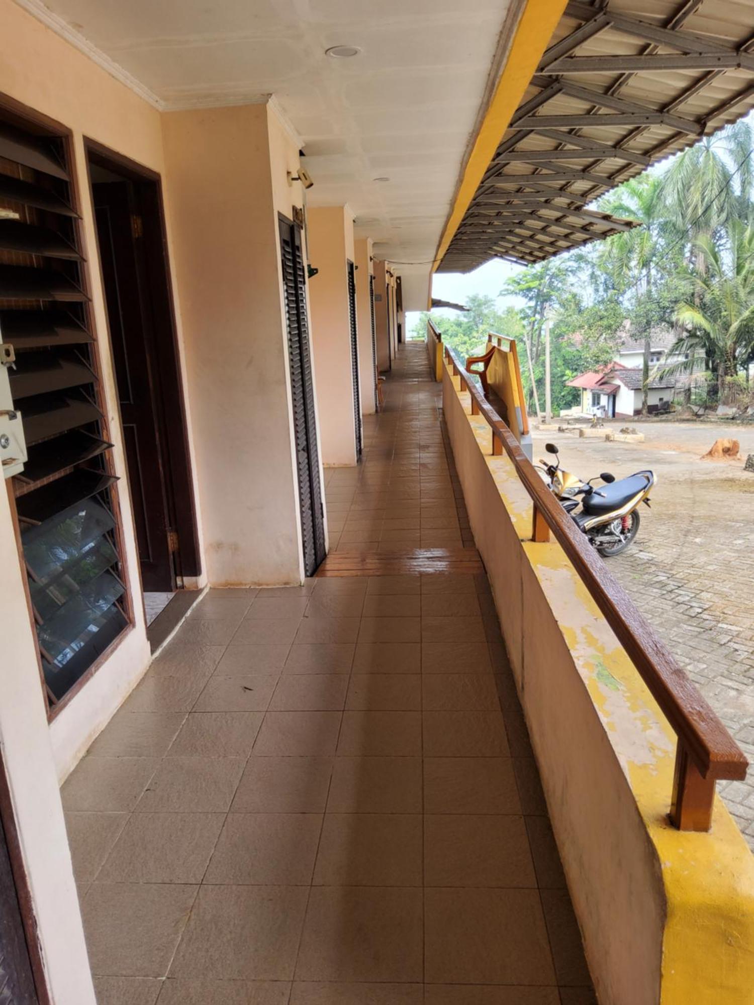 Hotel Kumala Samudra Cikakak Zewnętrze zdjęcie