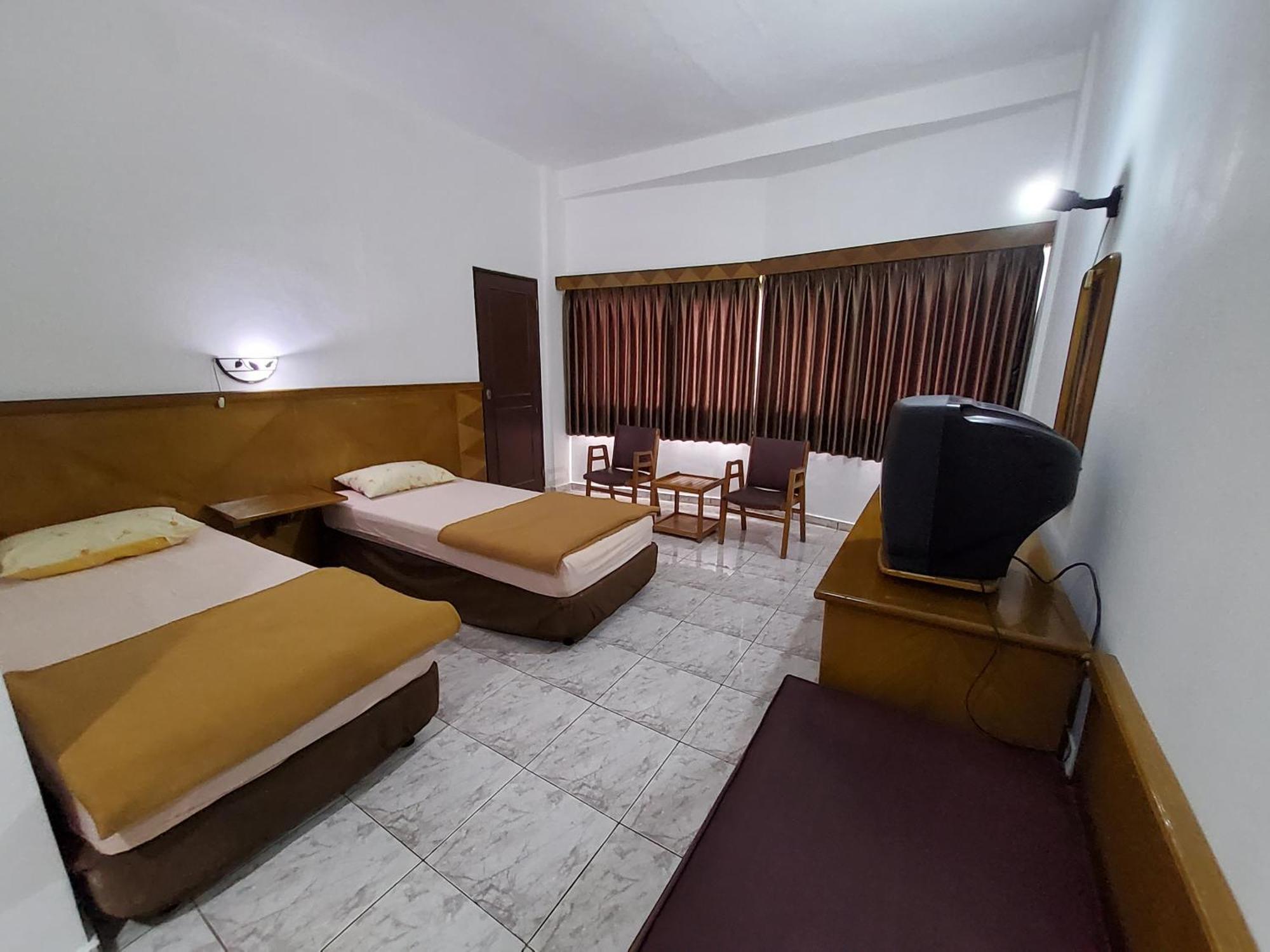 Hotel Kumala Samudra Cikakak Zewnętrze zdjęcie